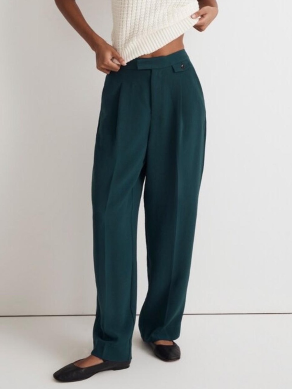 Madewell The Rosedale High-Rise Straight Pant in Crepe